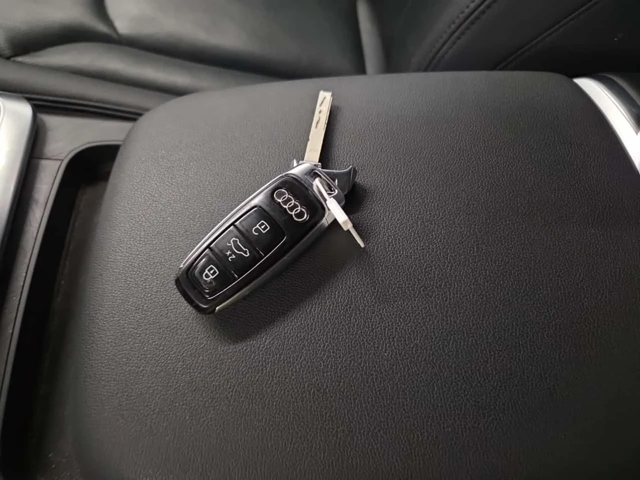Audi Q7 TECHNIK  CARFAX, снимка 8 - Автомобили и джипове - 54413916