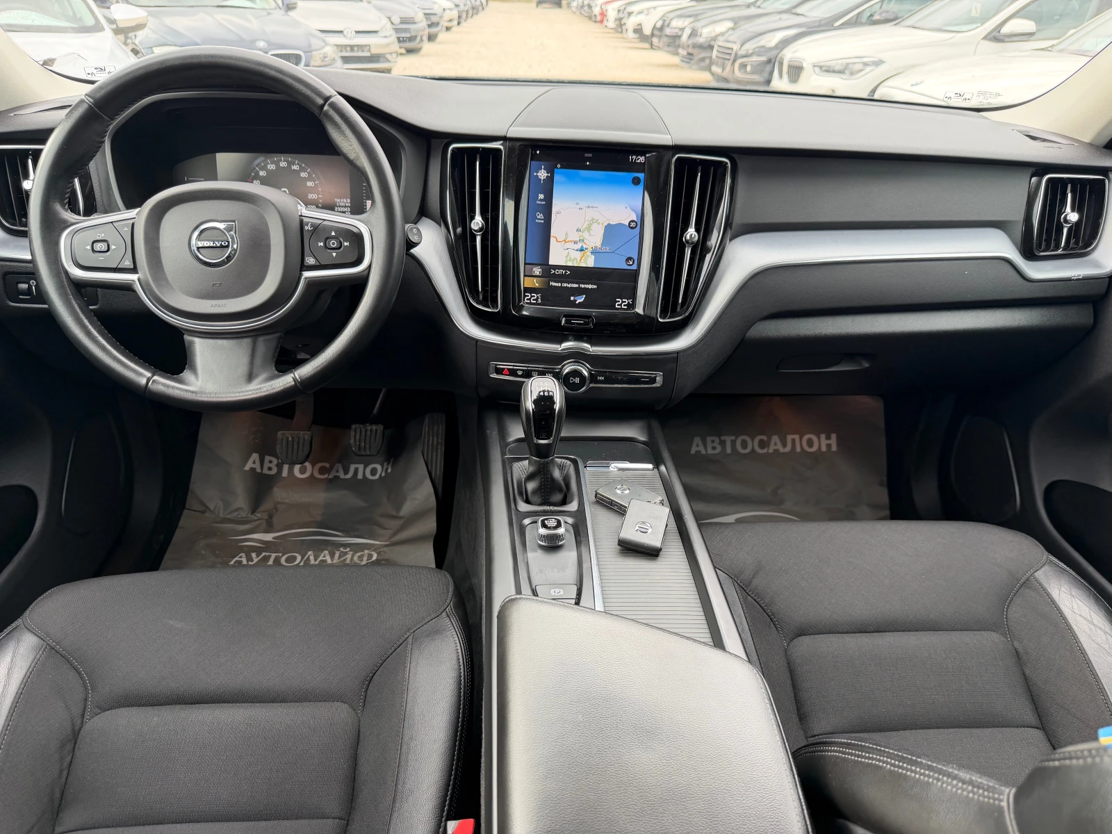 Volvo XC60 2.0D4 190 NAVI KOJA LINE ASST, снимка 8 - Автомобили и джипове - 54702450