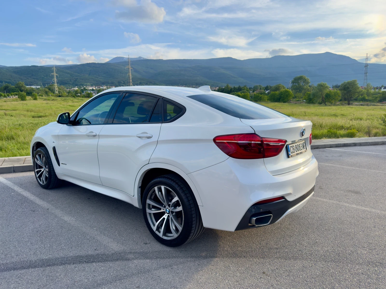 BMW X6 xDrive40d M Sport, снимка 2 - Автомобили и джипове - 54795476