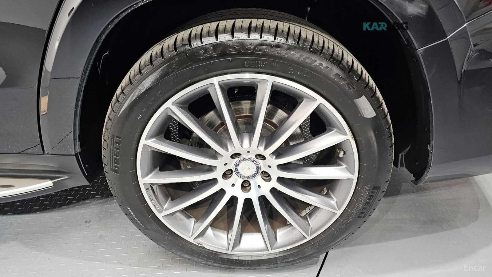 Mercedes-Benz GLS 500 4MATIC/360 VIEW/LANE DEPARTURE, снимка 5 - Автомобили и джипове - 54827860