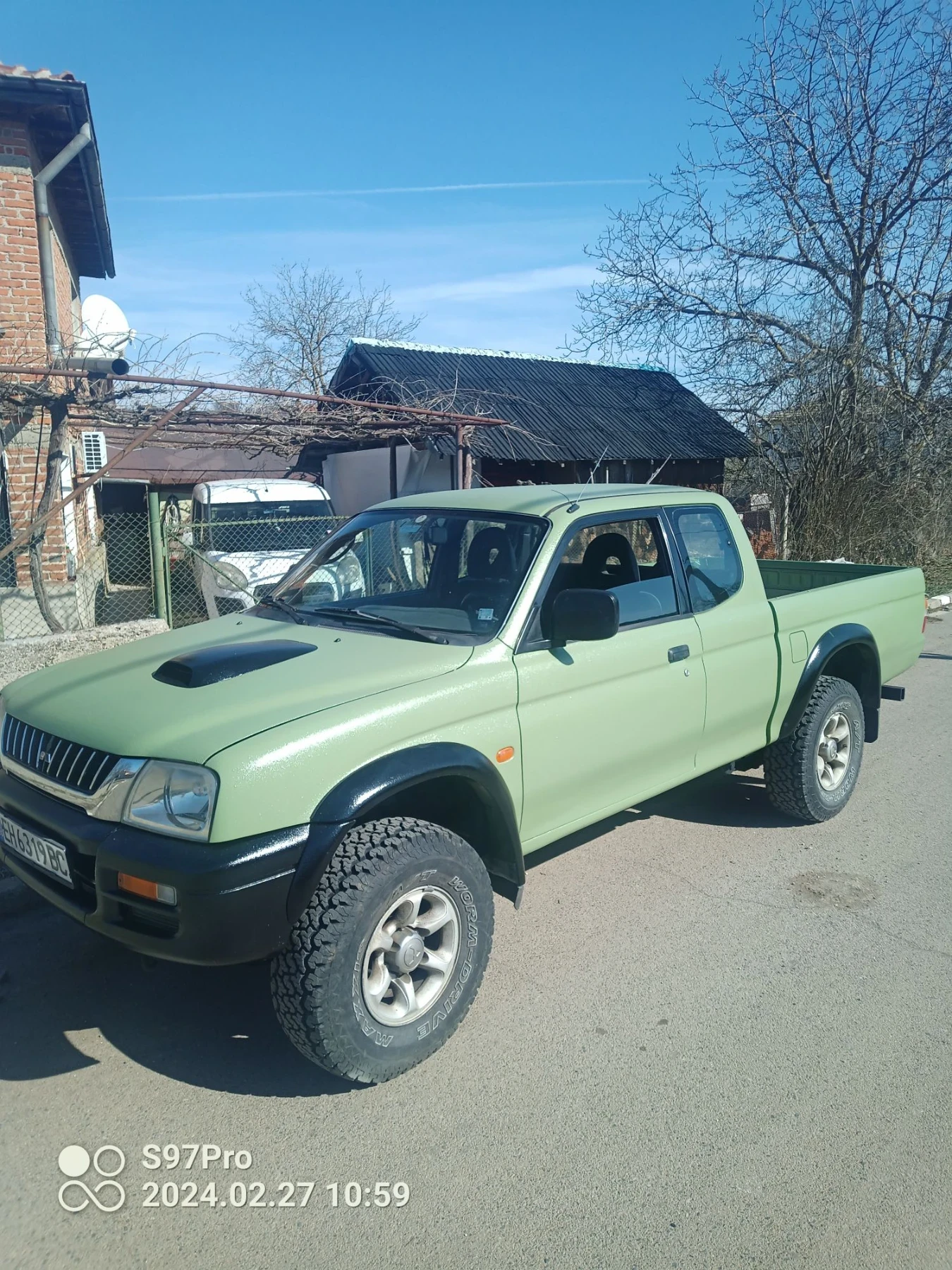 Mitsubishi L200, снимка 8 - Автомобили и джипове - 55900015