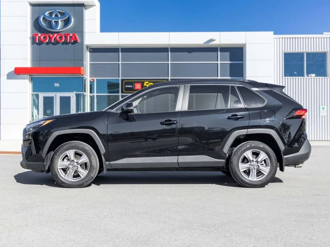 Toyota Rav4 * XLE AWD * CARFAX * , снимка 3 - Автомобили и джипове - 56073170