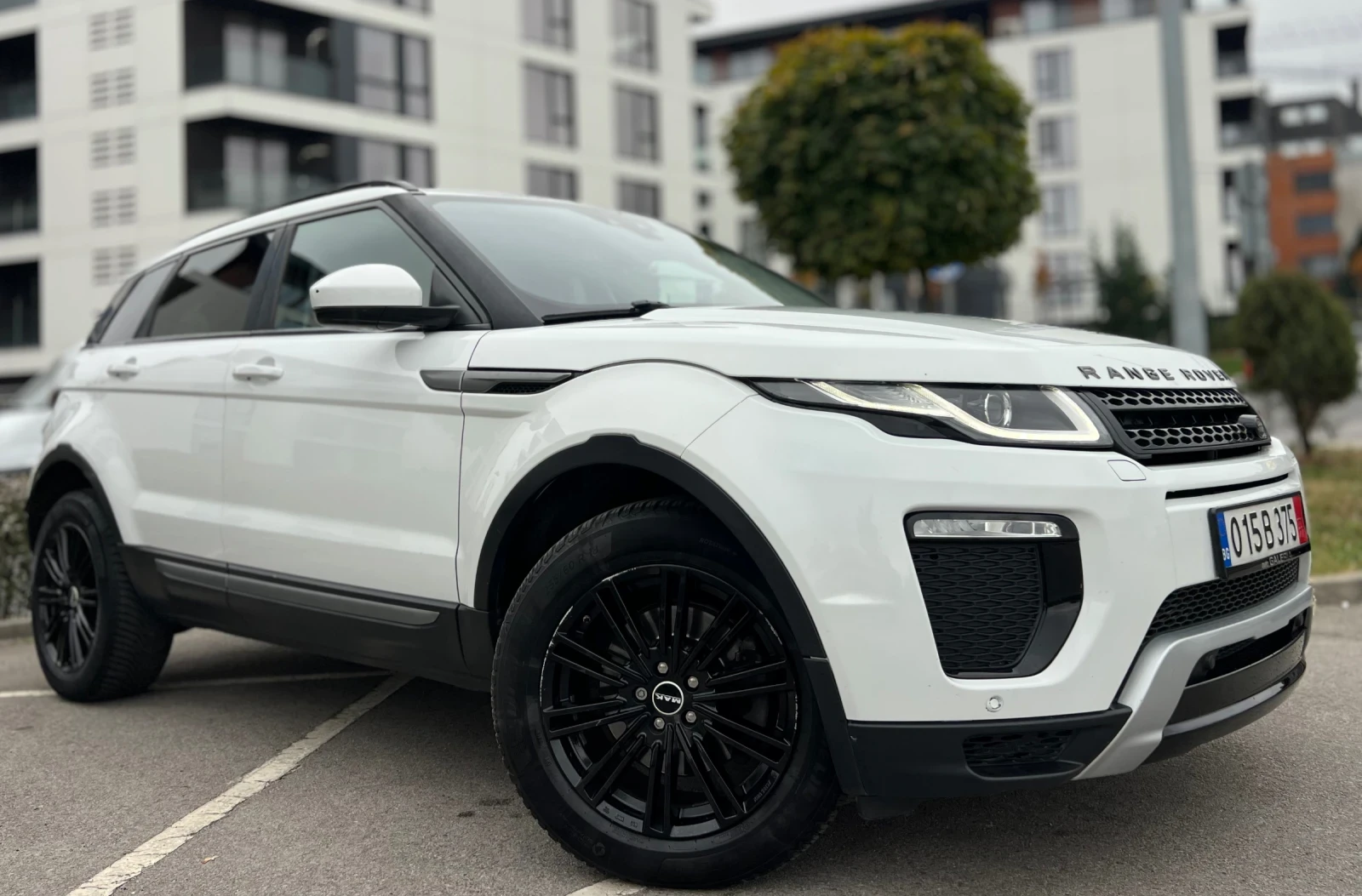 Land Rover Range Rover Evoque Evoque* Shadow Line* Td4* 2.0, снимка 3 - Автомобили и джипове - 56677582