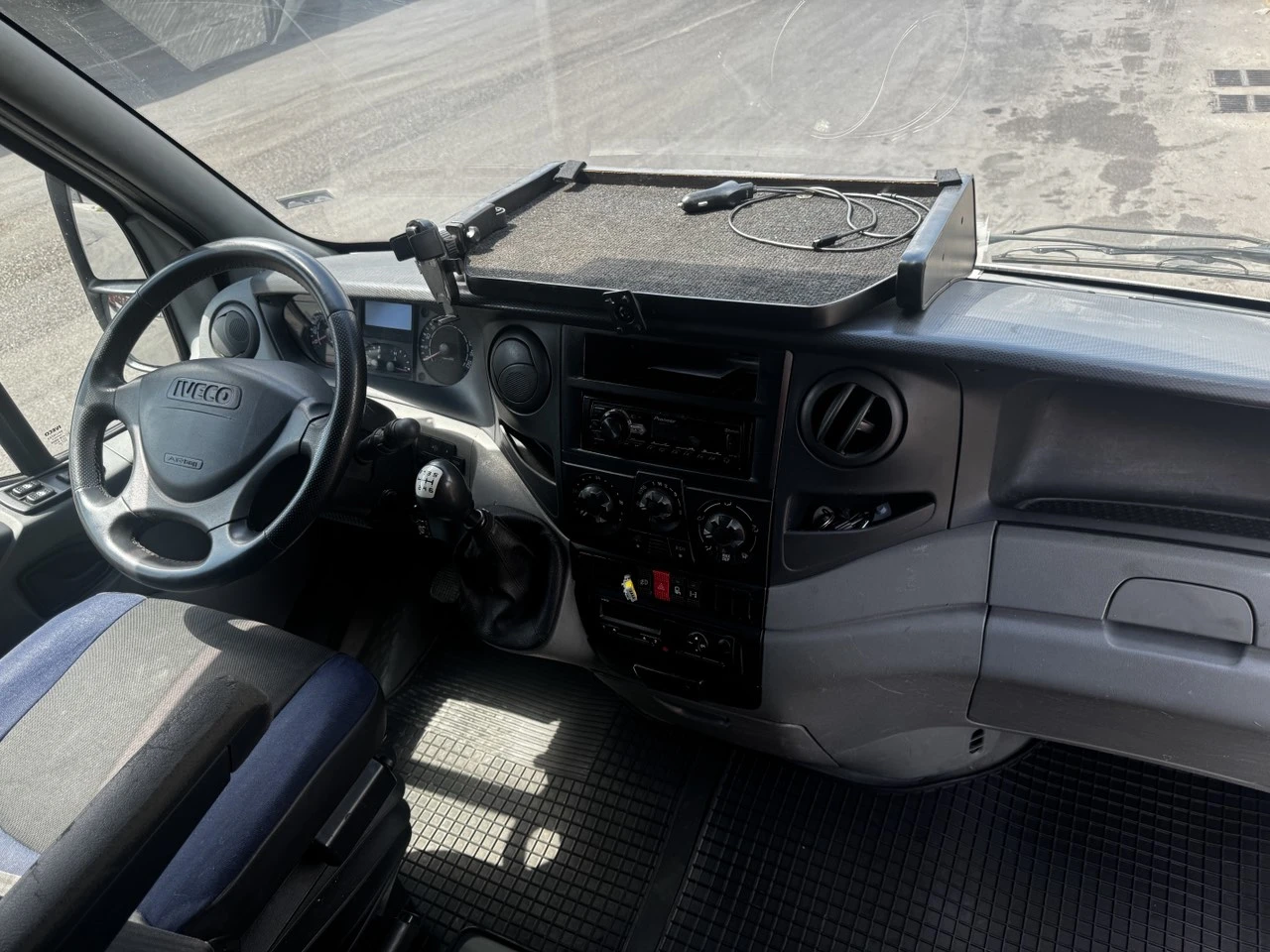 Iveco Daily 35c15 3.0D - изображение 9