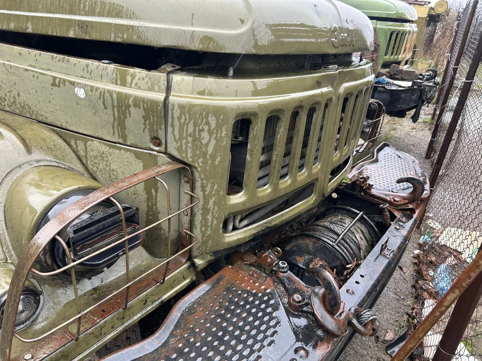 Zil 131 Камиони и части  - изображение 8