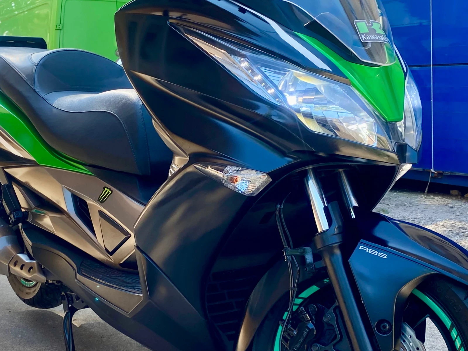 Kawasaki J300 300 куб. 26 к.с., снимка 10 - Мотоциклети и мототехника - 55598569