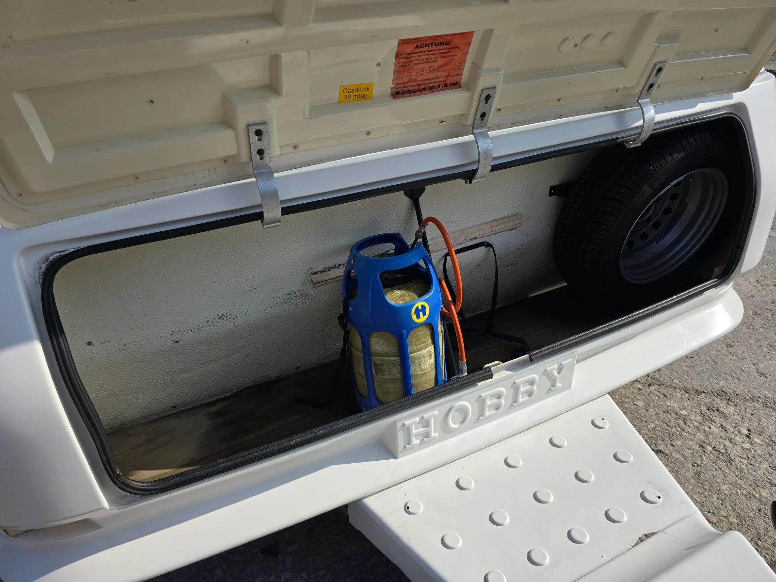 �������� Hobby 10 | Mobile.bg � ����������� 15