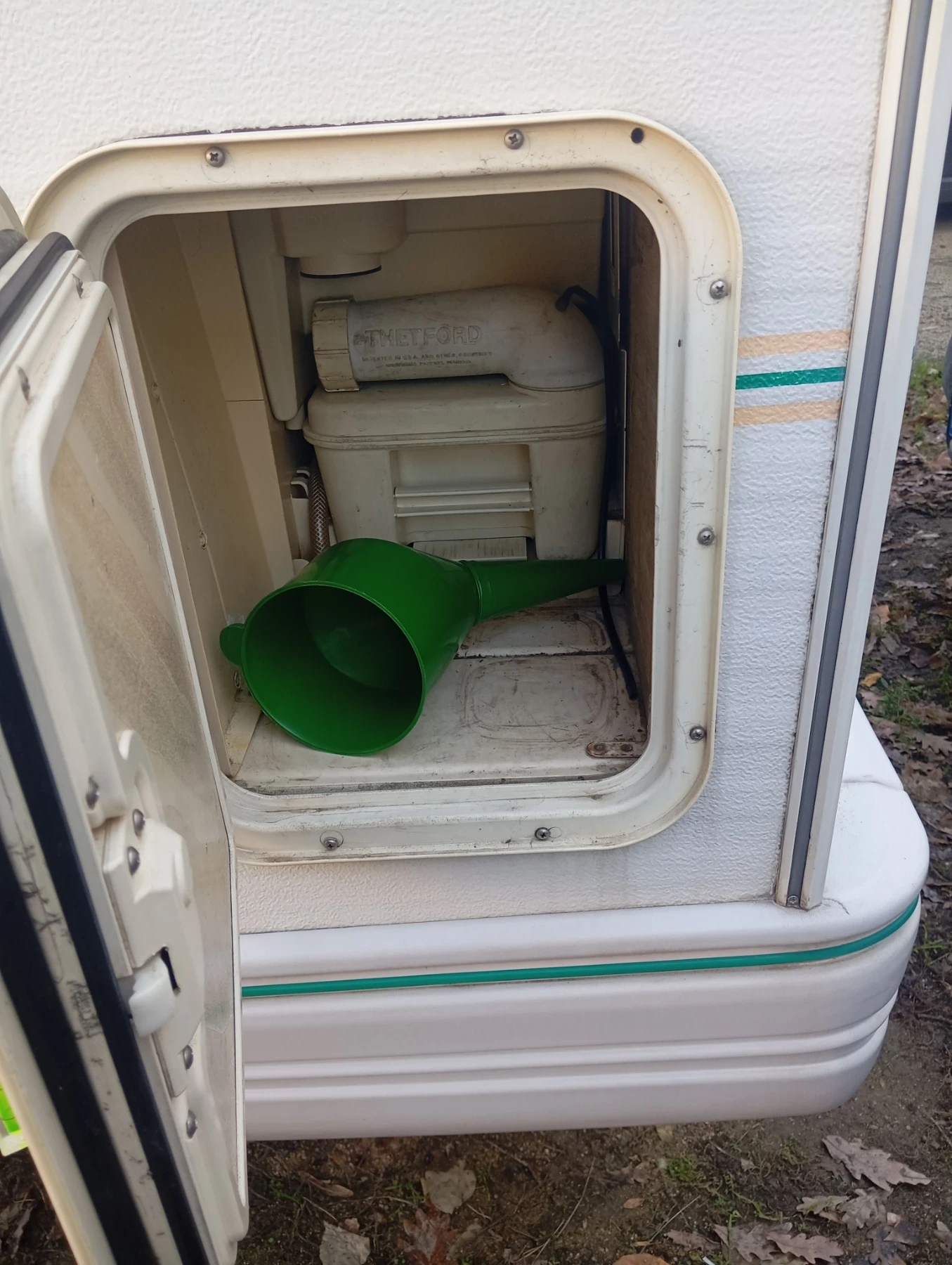 Кемпер Peugeot PILOTE, снимка 12 - Каравани и кемпери - 53767485