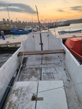 Лодка Собствено производство, снимка 4 - Воден транспорт - 53156392