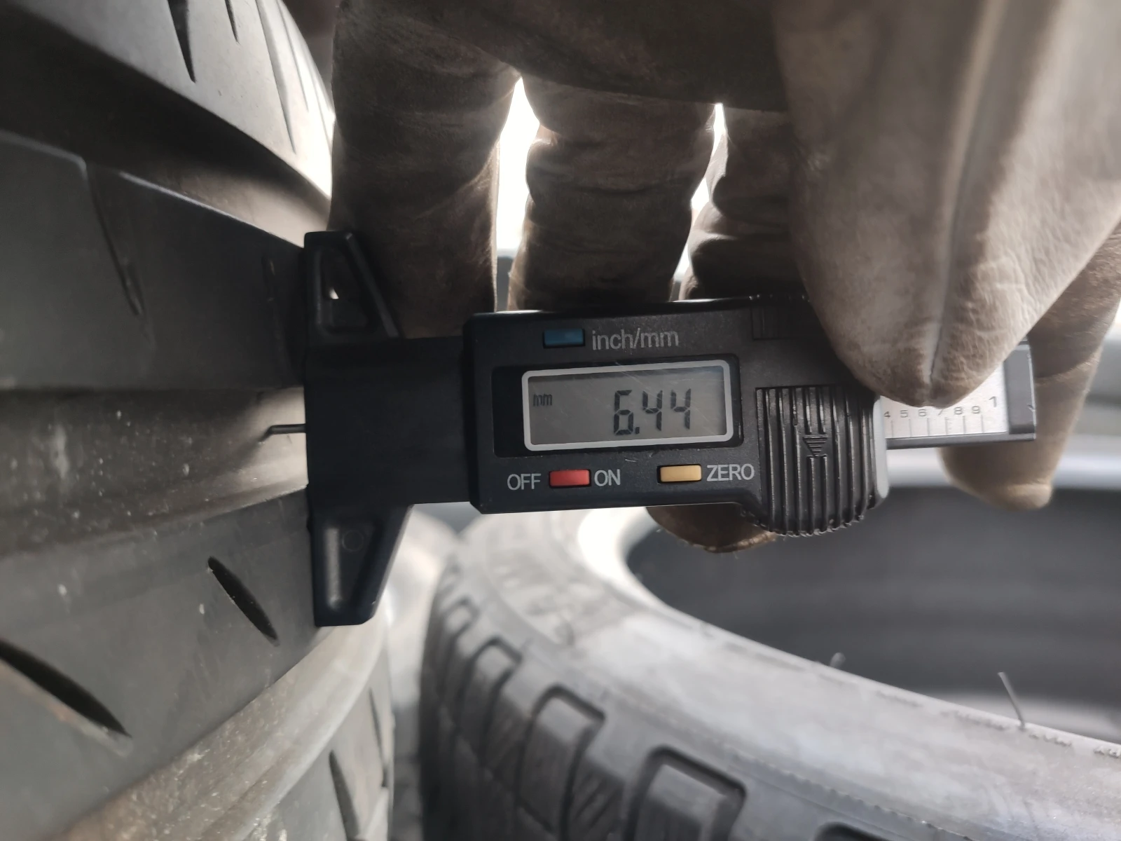 ���� 225/50R18 | Mobile.bg � ����������� 5