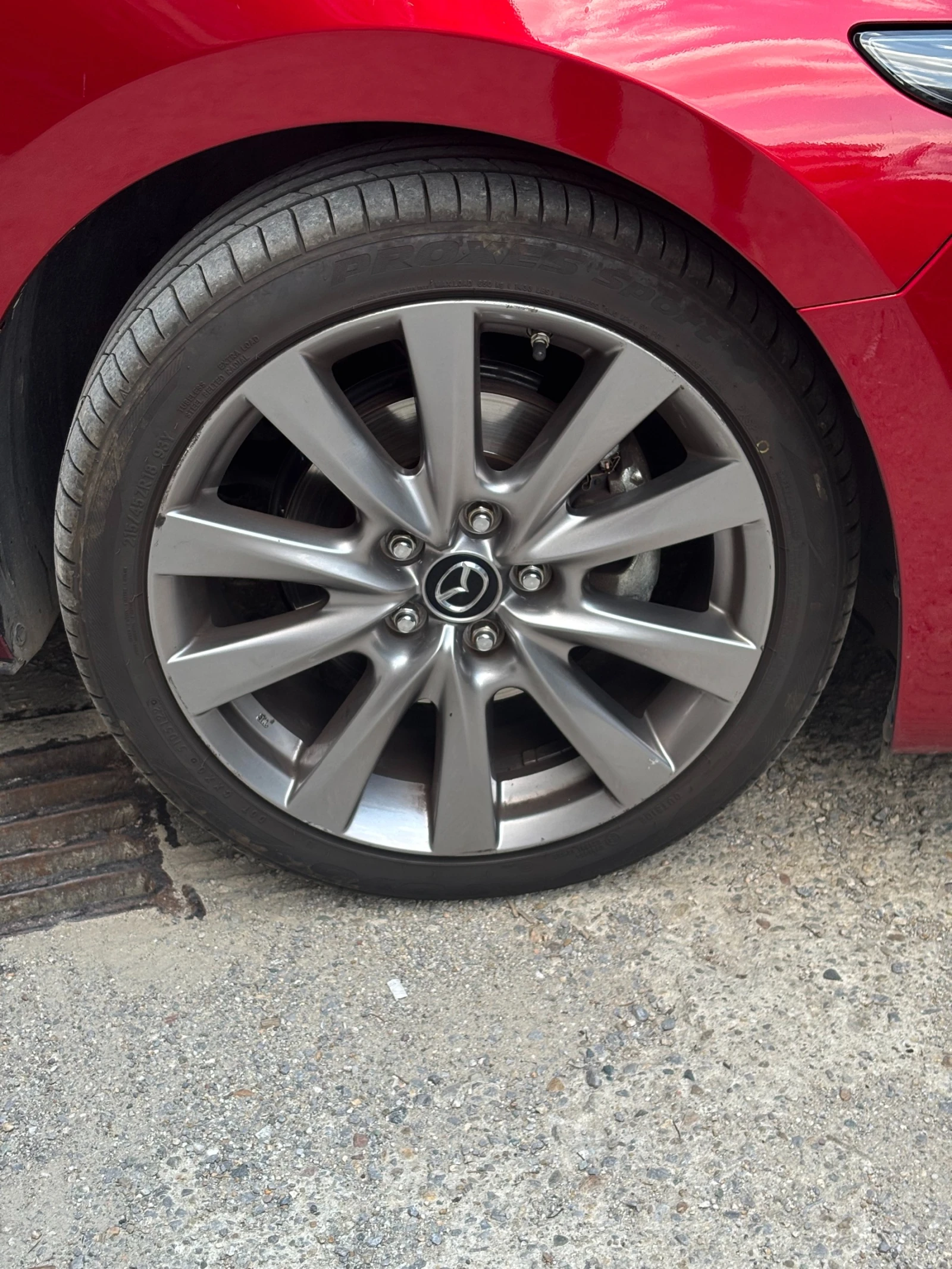 Гуми с джанти Bridgestone 215/45R18, снимка 4 - Гуми и джанти - 55423585