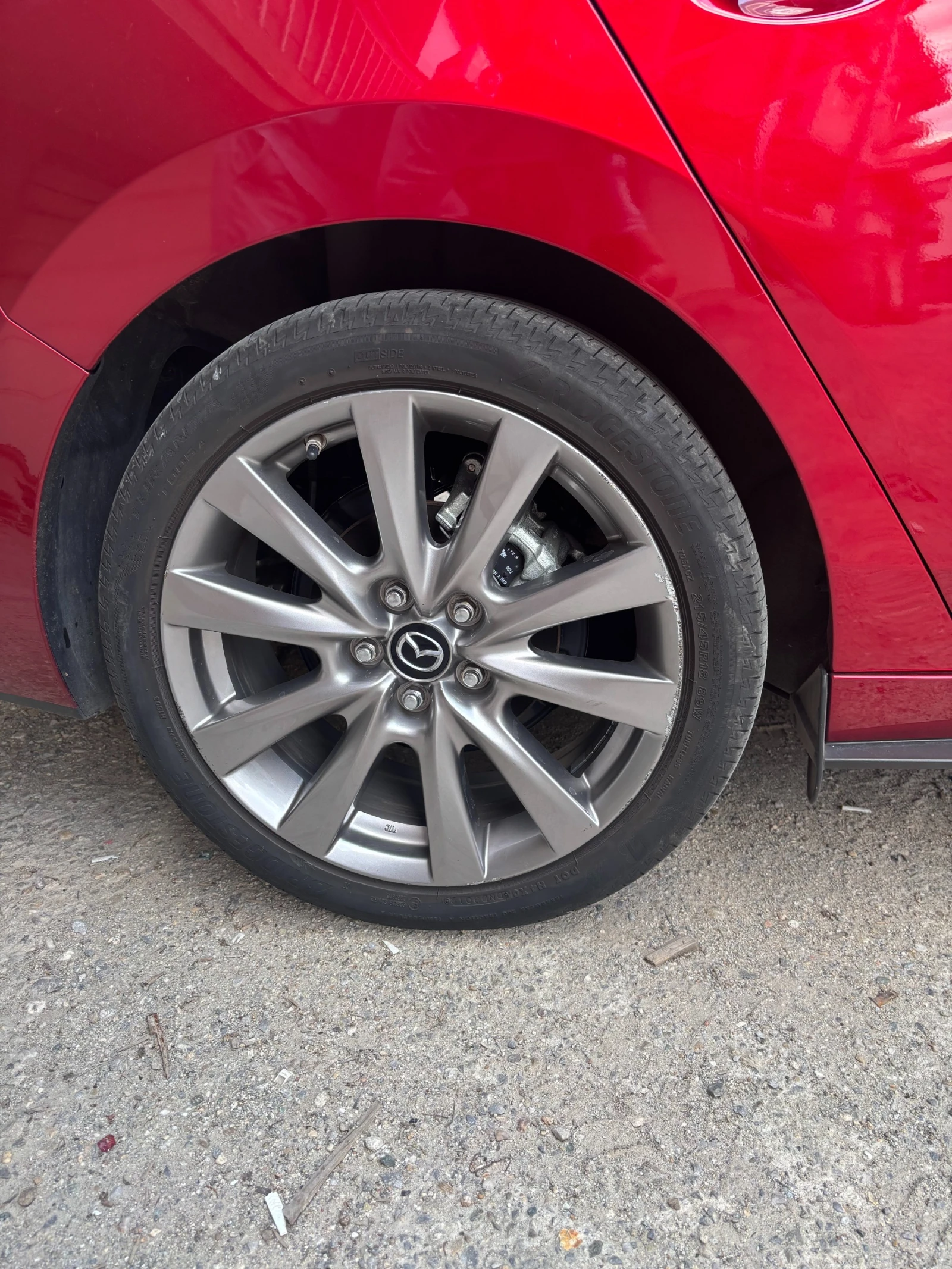 Гуми с джанти Bridgestone 215/45R18, снимка 3 - Гуми и джанти - 55423585