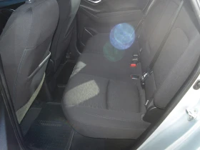 Hyundai Ix20 1.6* CRDI* 116кс* КЛИМАТРОНИК* , снимка 8