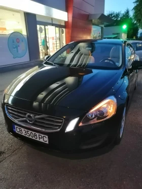 Обява за продажба на Volvo S60 2.0Т, 203кс, Бензин, Автоматик ~19 000 лв. - изображение 1
