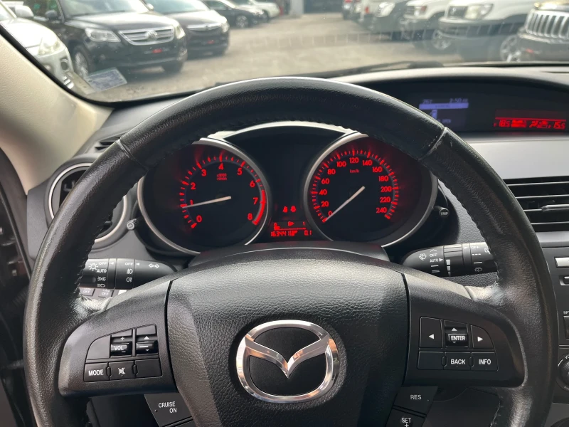 Mazda 3 2.0i 16v Euro 5 , снимка 10 - Автомобили и джипове - 47363184