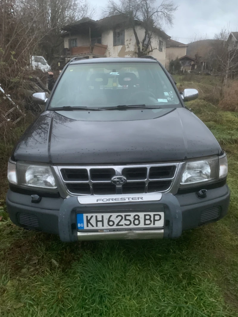 Subaru Forester, снимка 1 - Автомобили и джипове - 48432615