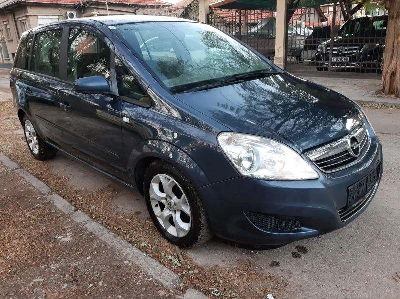 Opel Zafira 1.7 CDTi, снимка 7 - Автомобили и джипове - 48029070