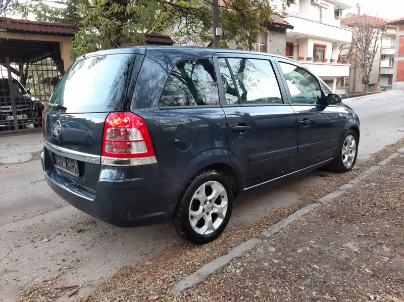 Opel Zafira 1.7 CDTi, снимка 4 - Автомобили и джипове - 48029070