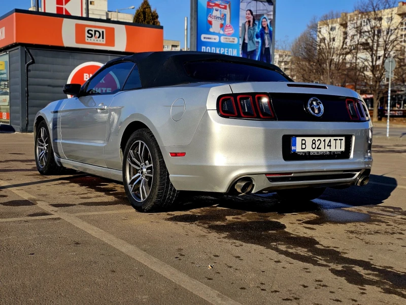 Ford Mustang 3.7 V6, снимка 3 - Автомобили и джипове - 49088190