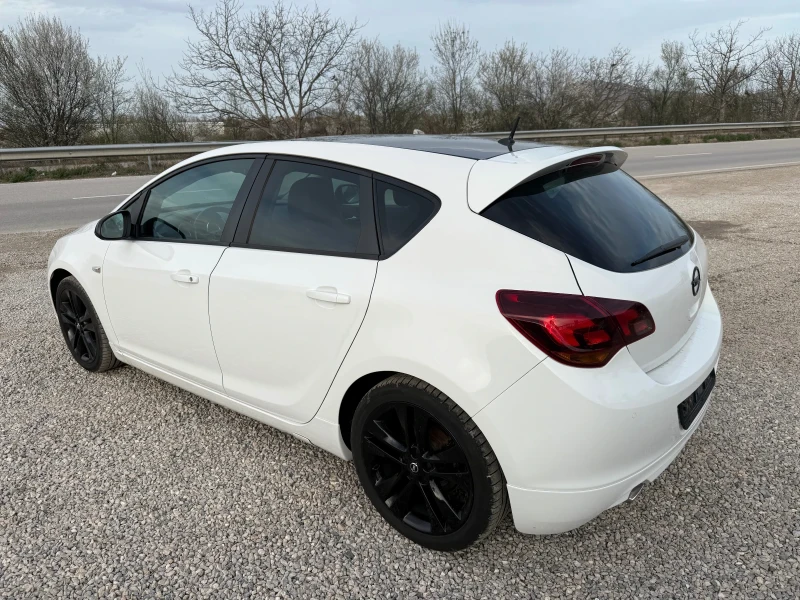 Opel Astra 1.4 I ЧИСТО НОВ, снимка 9 - Автомобили и джипове - 49564964