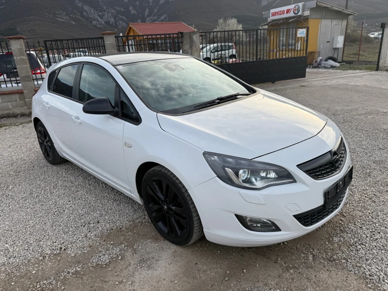 Opel Astra 1.4 I ЧИСТО НОВ, снимка 4 - Автомобили и джипове - 49564964