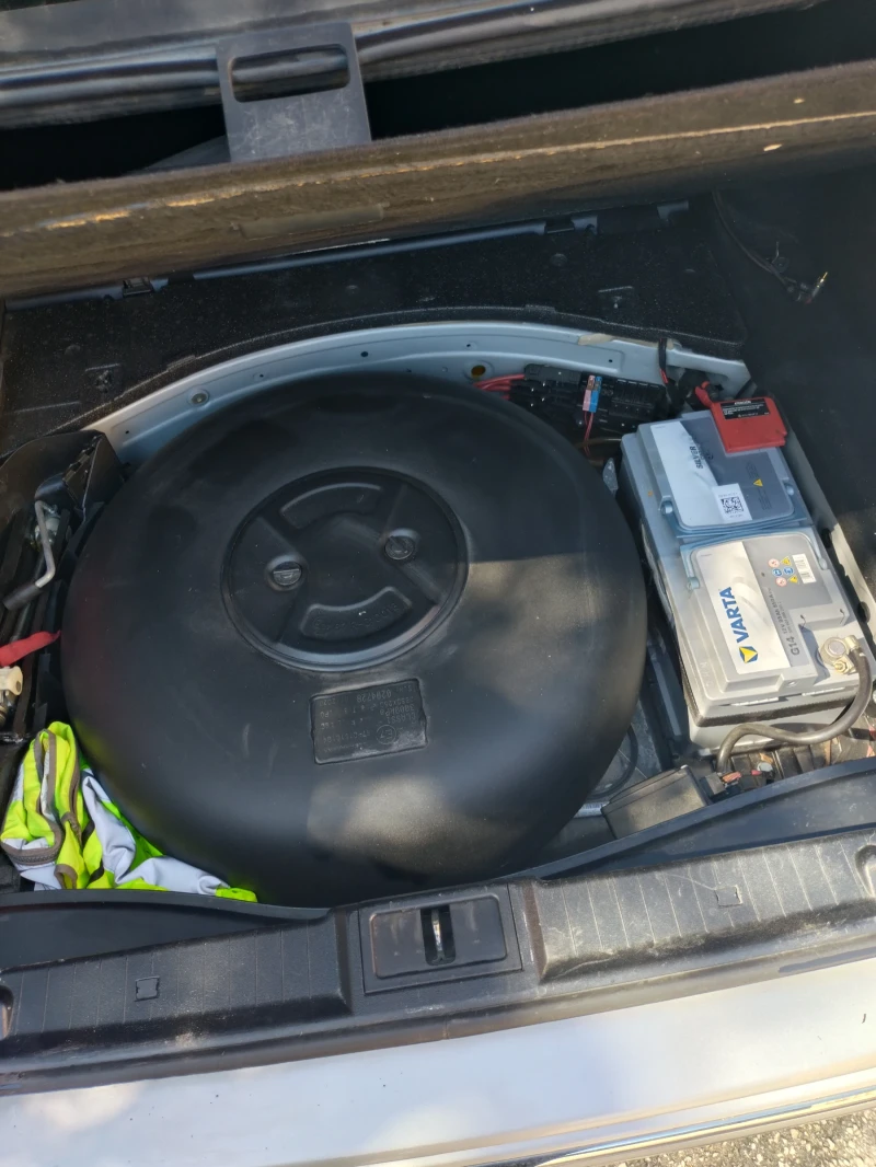 Mercedes-Benz E 320, снимка 14 - Автомобили и джипове - 52683075