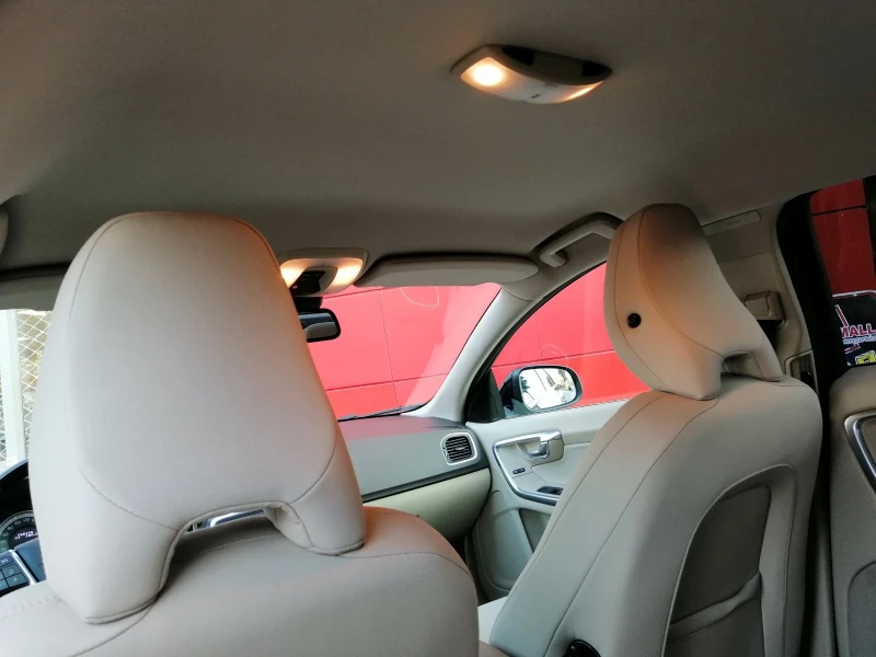Volvo S60 2.0Т, 203кс, Бензин, Автоматик, снимка 11 - Автомобили и джипове - 51117087