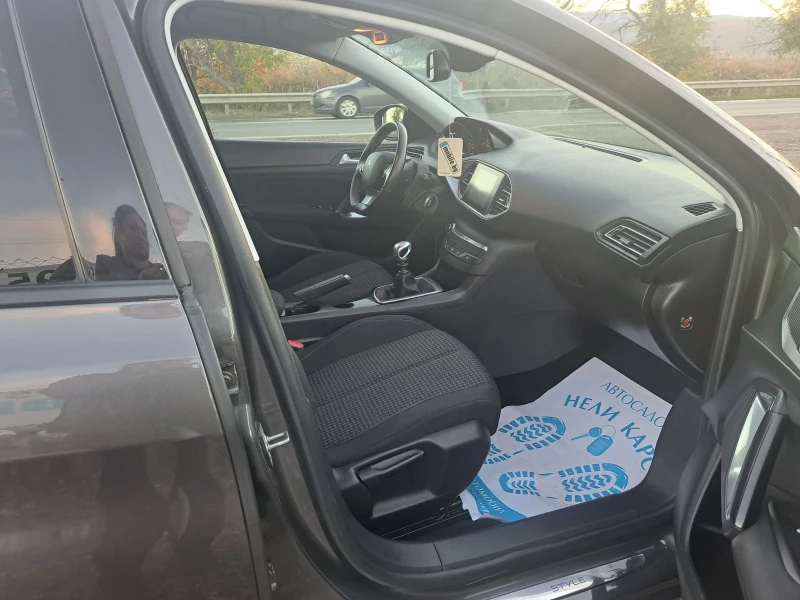 Peugeot 308 1.5 HDI, снимка 9 - Автомобили и джипове - 52562861