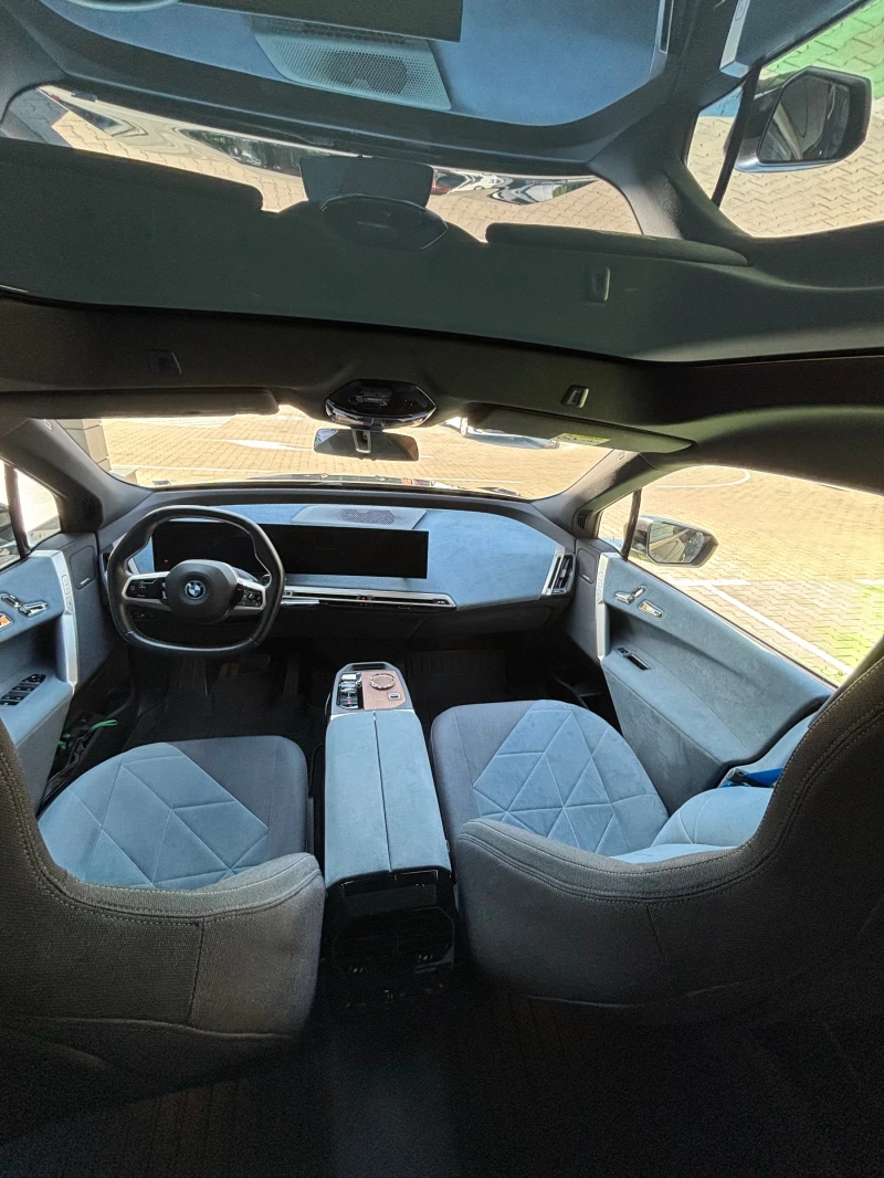 BMW iX xDrive 40, снимка 9 - Автомобили и джипове - 52815724