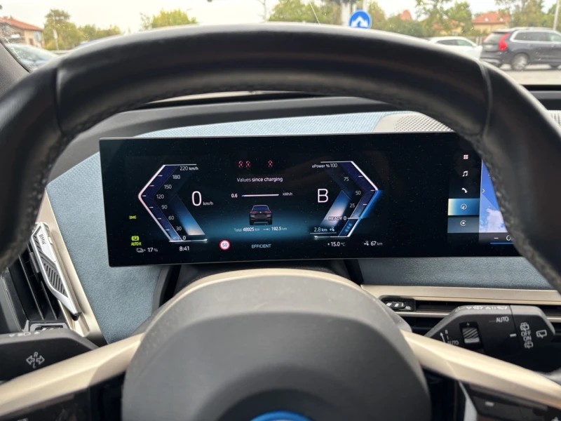 BMW iX xDrive 40, снимка 11 - Автомобили и джипове - 52815724