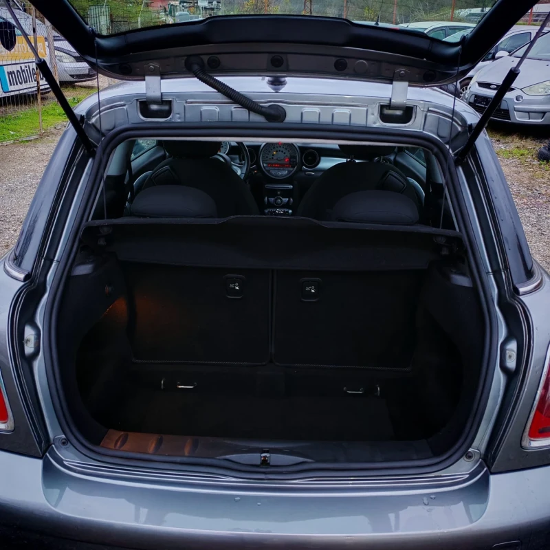 Mini One 2010 109.000км, 1.4i 6 скорости, СЕРВИЗНА ИСТОРИЯ, снимка 15 - Автомобили и джипове - 52382908