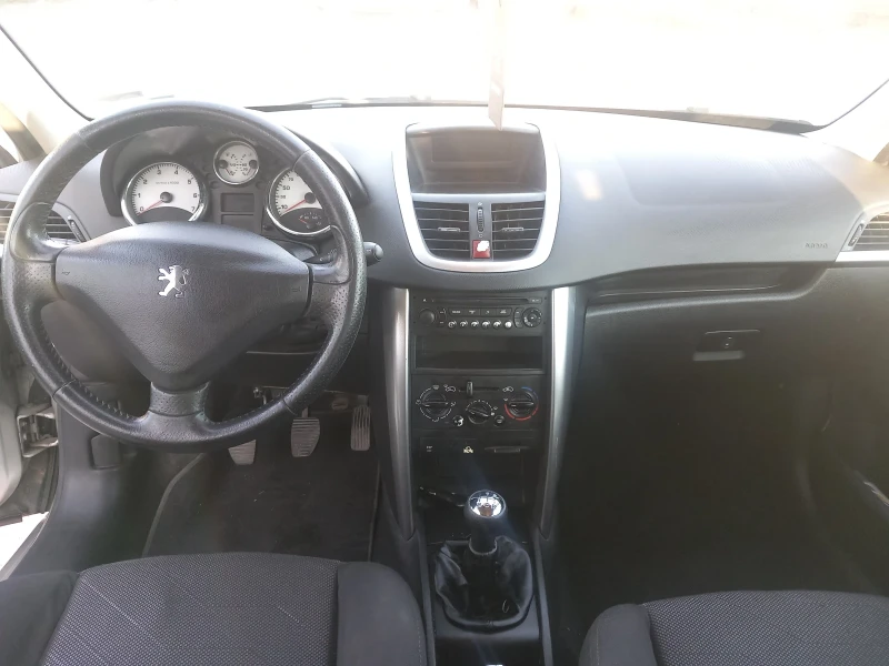 Peugeot 207 1.4 бензин-газ , снимка 9 - Автомобили и джипове - 53051656