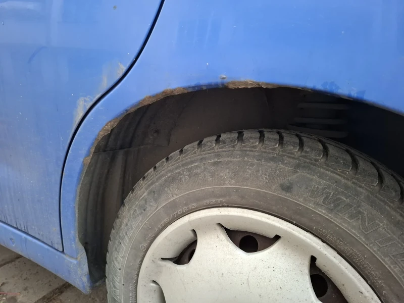 Seat Ibiza 1.9sdi, снимка 3 - Автомобили и джипове - 52896615