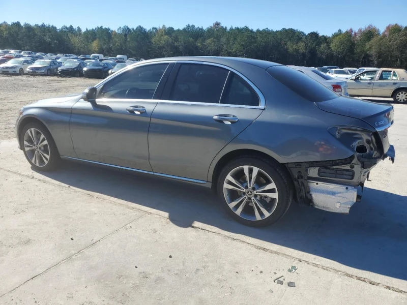 Mercedes-Benz C 300, снимка 2 - Автомобили и джипове - 53077770