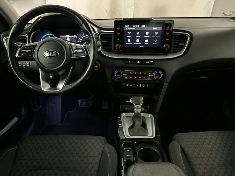 Kia Ceed 1.6 Plug-in Hybrid Vision, от дилър с История, снимка 9 - Автомобили и джипове - 53196872