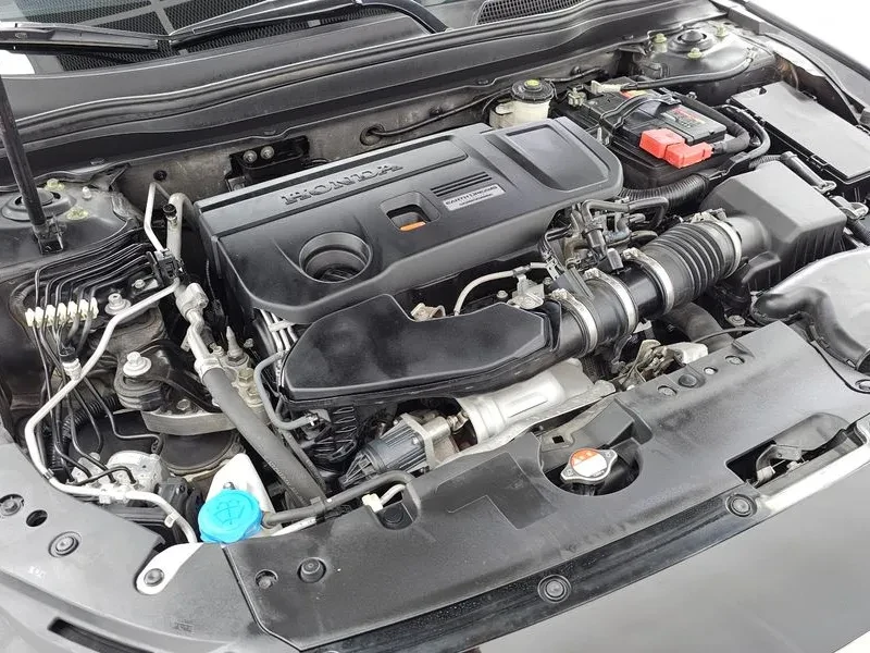 Honda Accord 2.0 TURBO SPORT, снимка 6 - Автомобили и джипове - 55716436
