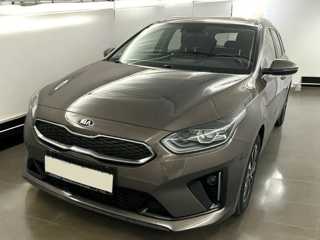 Kia Ceed 1.6 Plug-in Hybrid Vision, от дилър с История, снимка 1