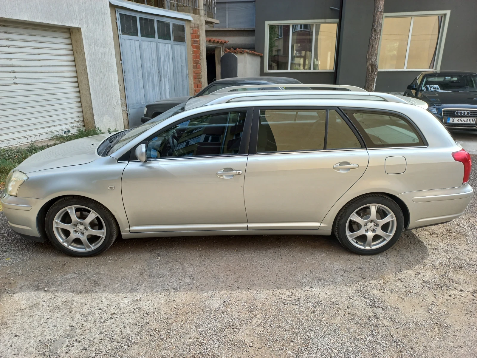 Toyota Avensis 1.8 VVT-i - изображение 2