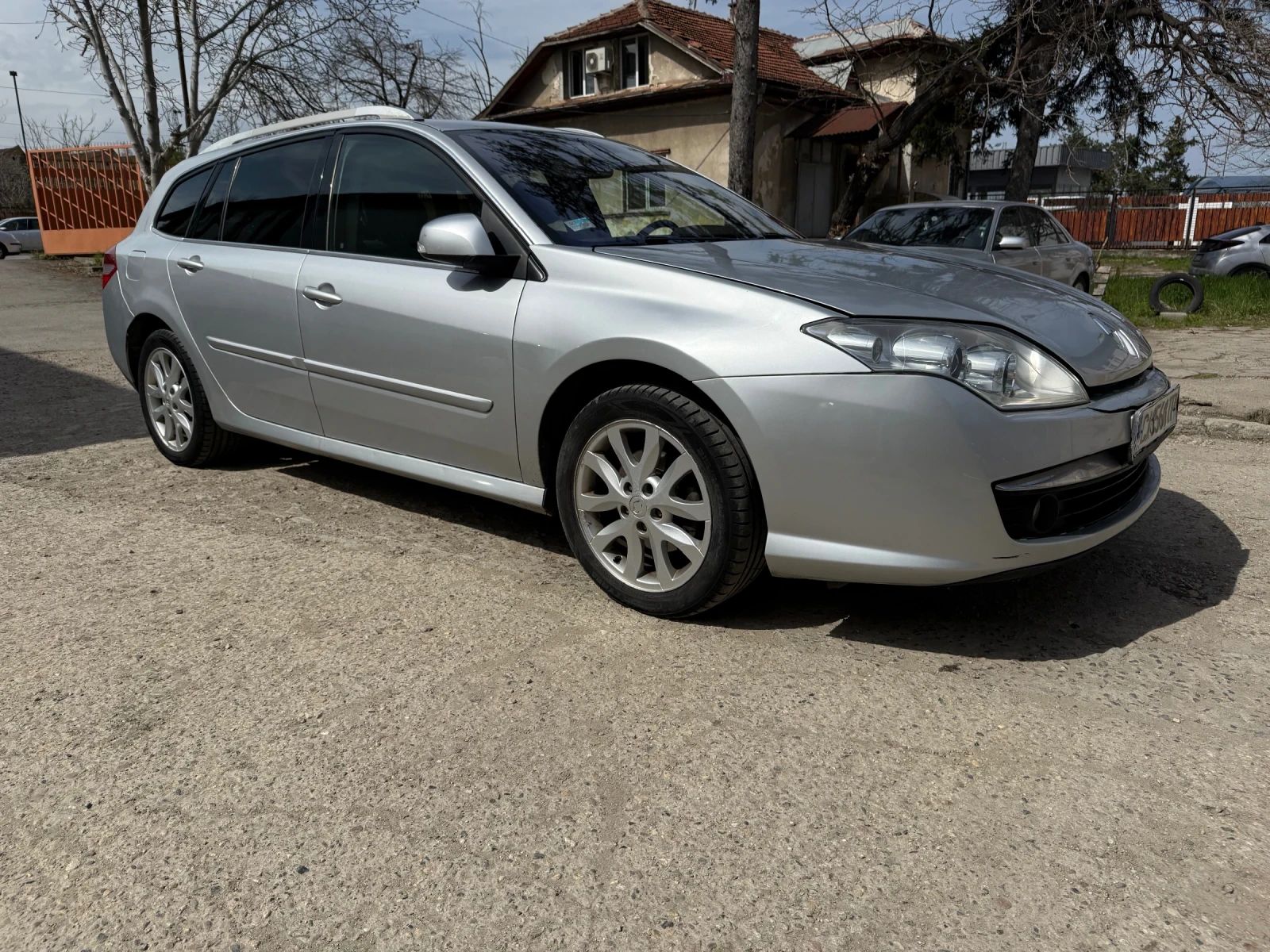 Renault Laguna 2.0 - изображение 5