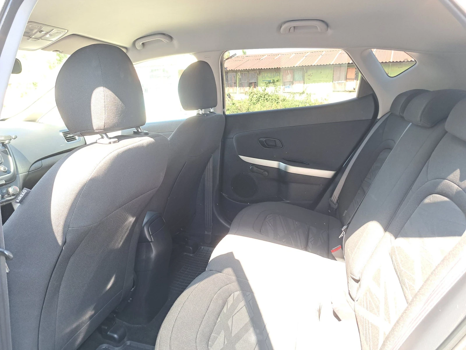 Kia Ceed 1.4 CRDI / EURO5B / 6  | Mobile.bg   13