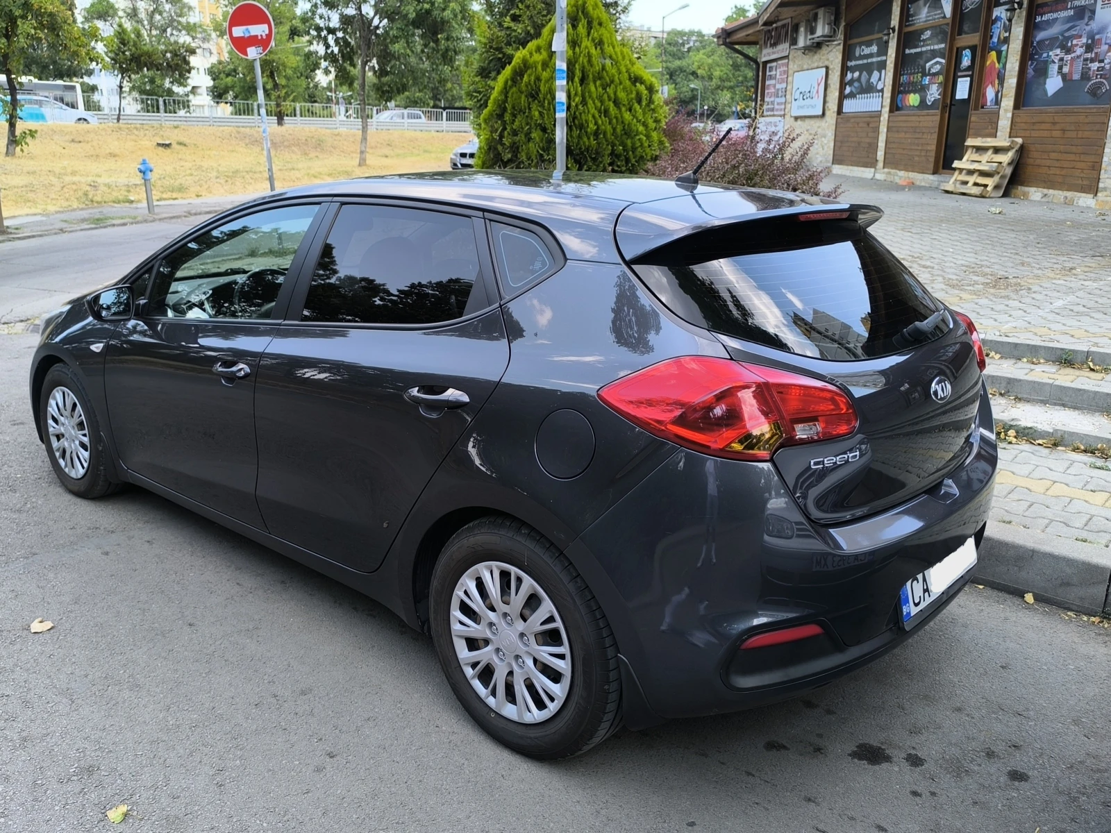 Kia Ceed 1.4 CRDI / EURO5B / 6 СКОРОСТИ - изображение 3
