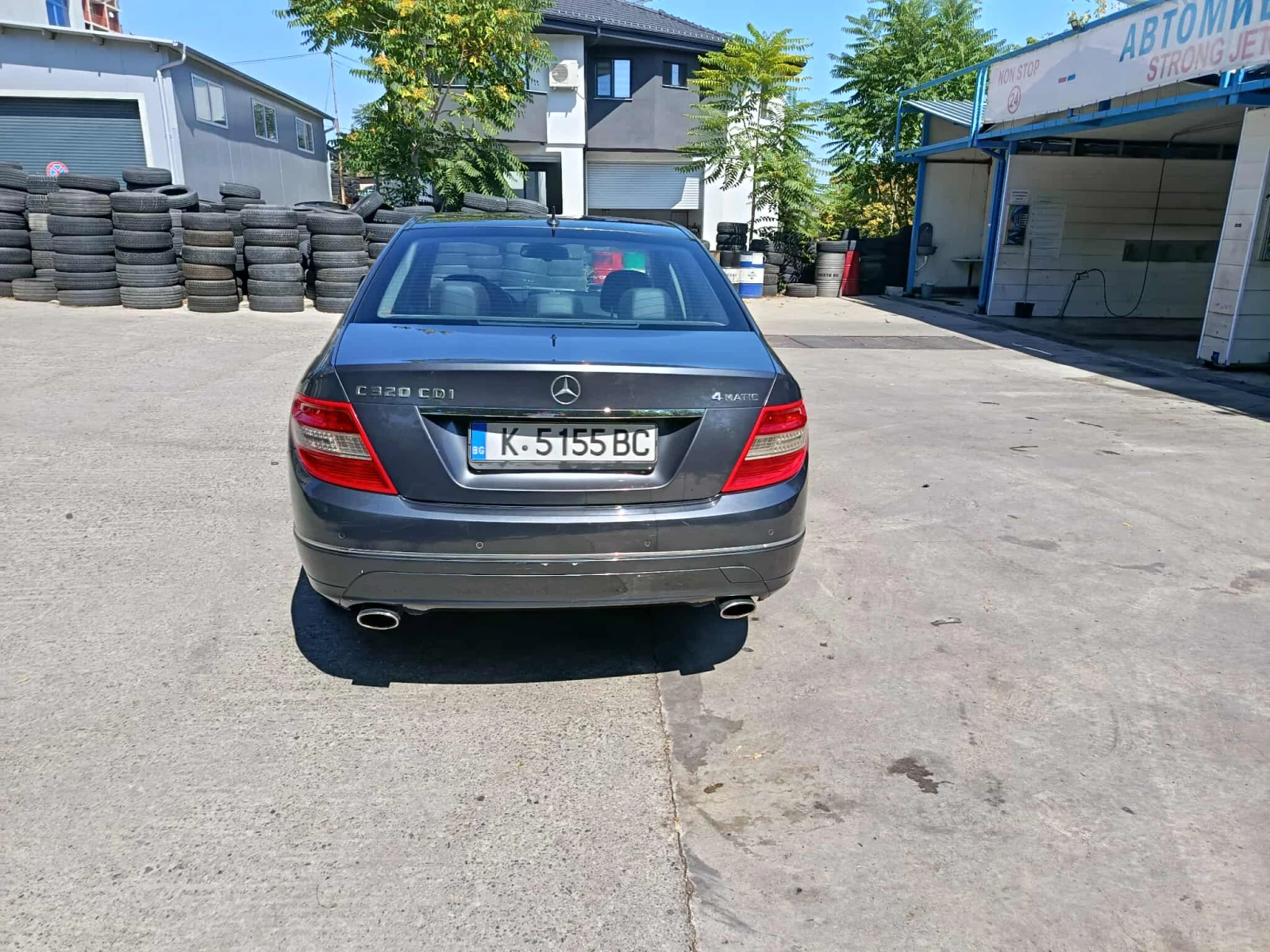 Mercedes-Benz C 320  - изображение 6