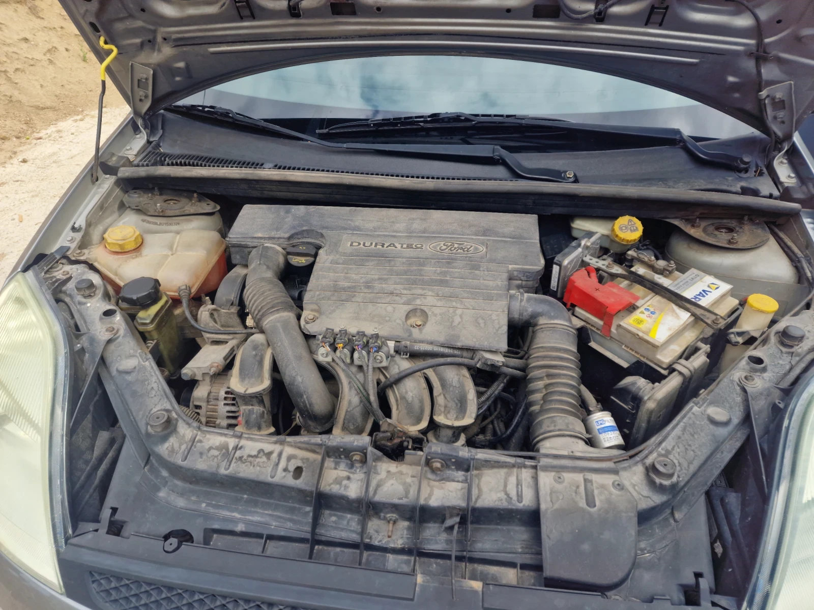 Ford Fiesta  - изображение 6
