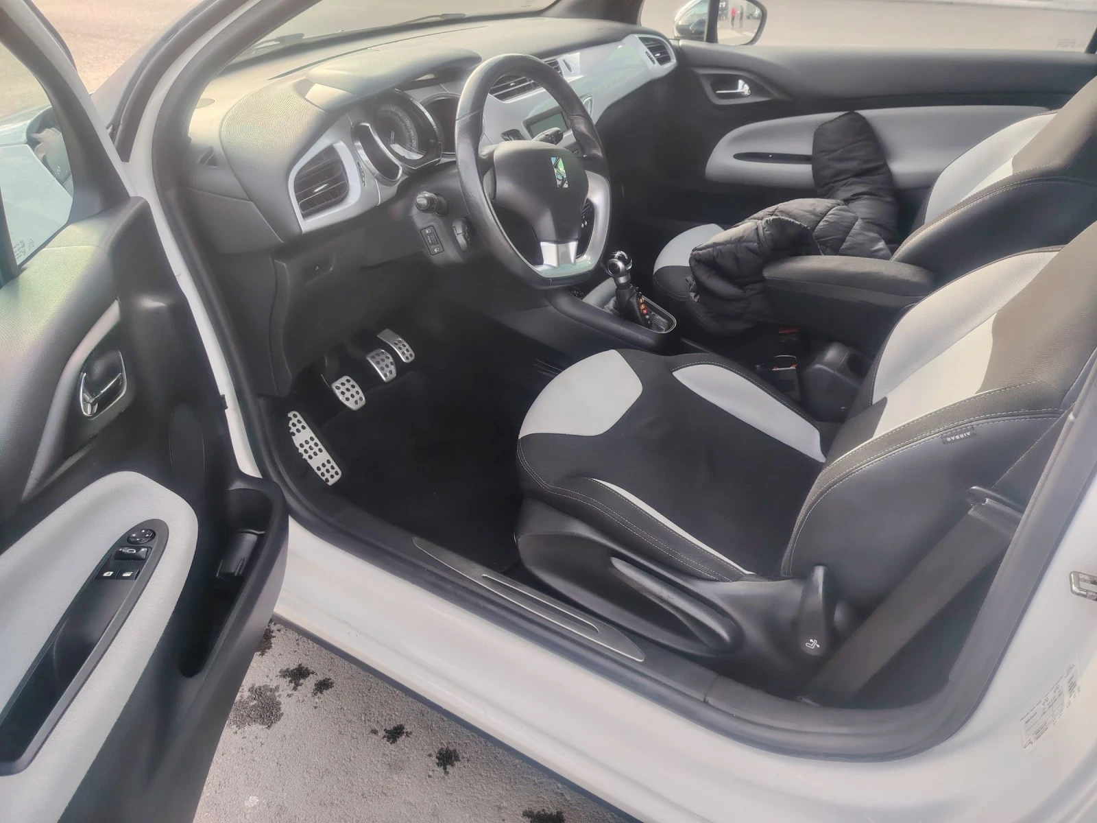 Citroen DS3 1.4 Hdi Led дневни светлини  | Mobile.bg — изображение 11