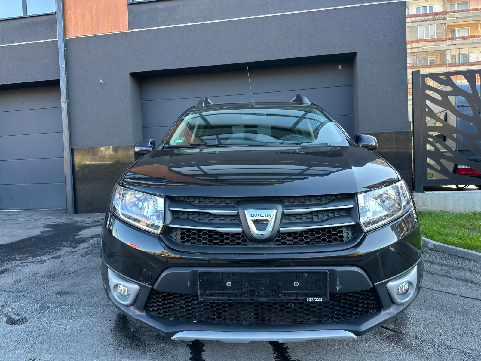 Dacia Sandero STEPWAY -900 Бензин нов Внос Германия - изображение 4