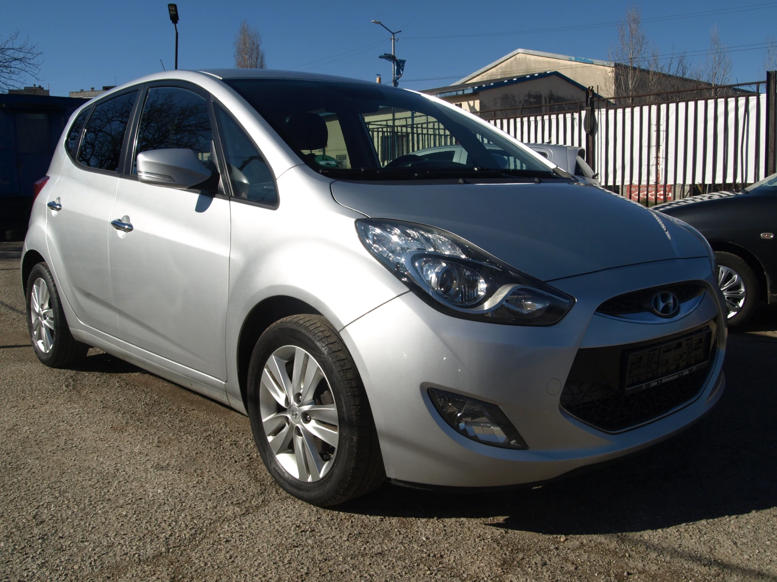 Hyundai Ix20 1.6* CRDI* 116кс* КЛИМАТРОНИК* 