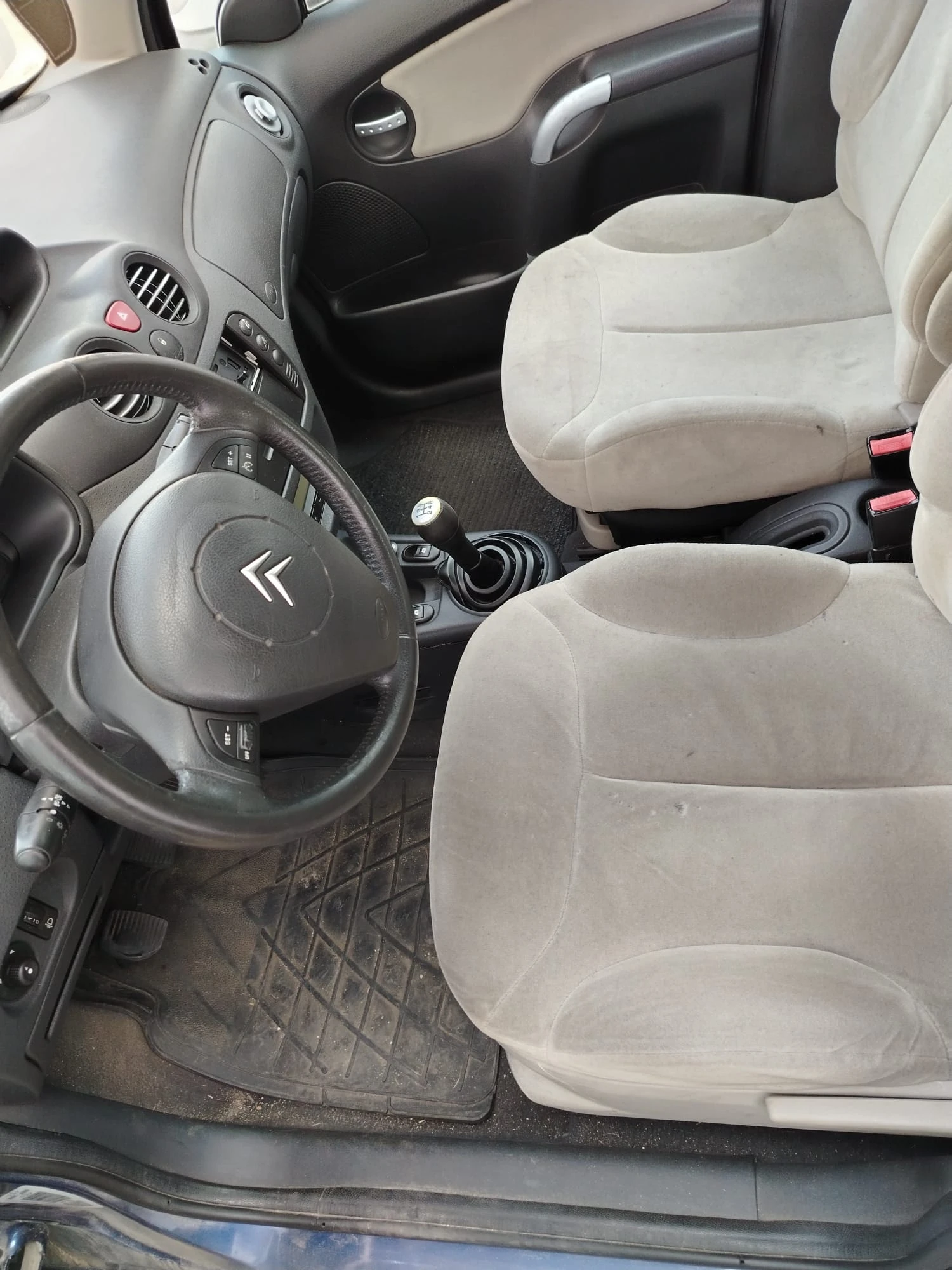 Citroen C3, снимка 5 - Автомобили и джипове - 53900436