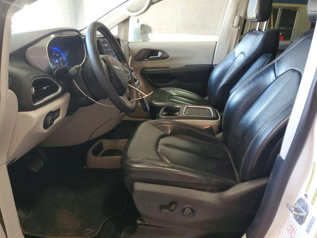 Chrysler Pacifica * TOURING L* 3.6* КОЖА* , снимка 7 - Автомобили и джипове - 53991578