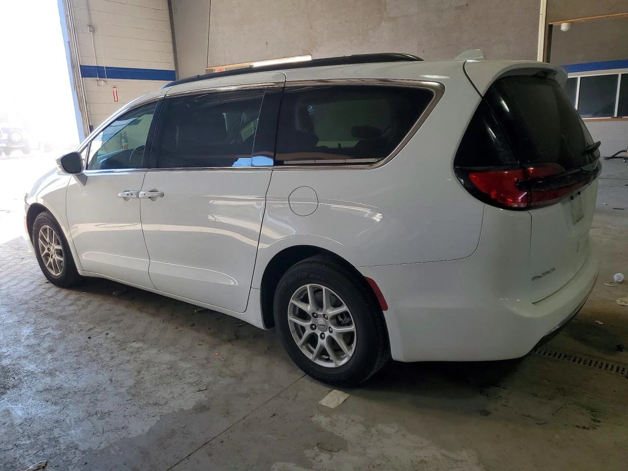 Chrysler Pacifica * TOURING L* 3.6* КОЖА* , снимка 2 - Автомобили и джипове - 53991578