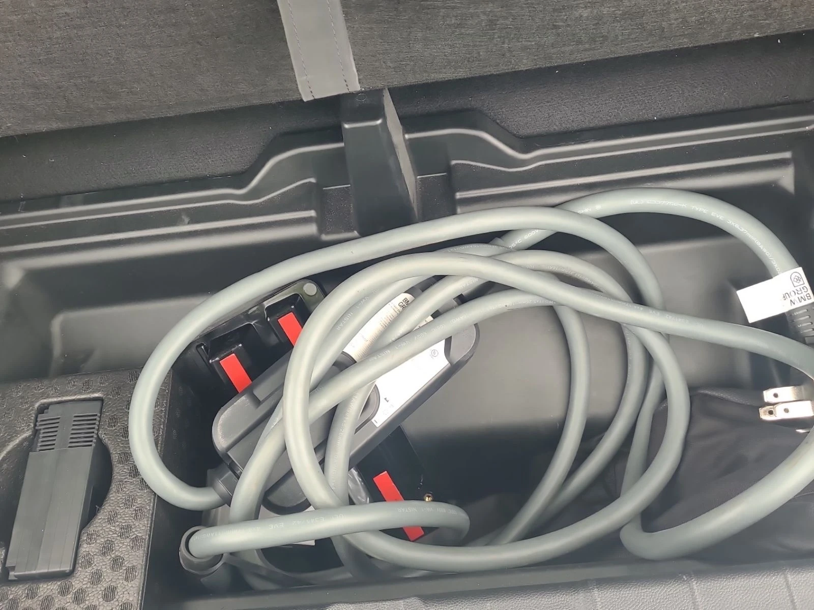 BMW iX xDrive50 | LASER| 360 | HARMAN KARDON| SKY LOUNGE, снимка 16 - Автомобили и джипове - 54225014